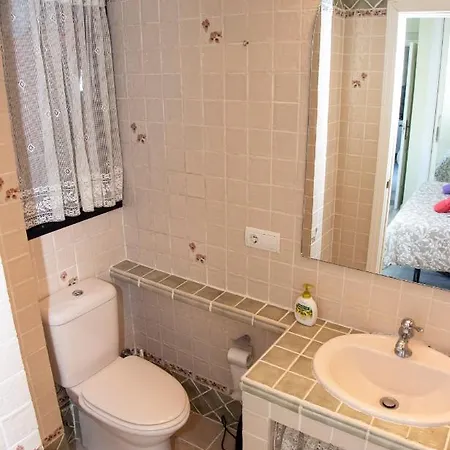 Jardines Puerto Banus Homestay *